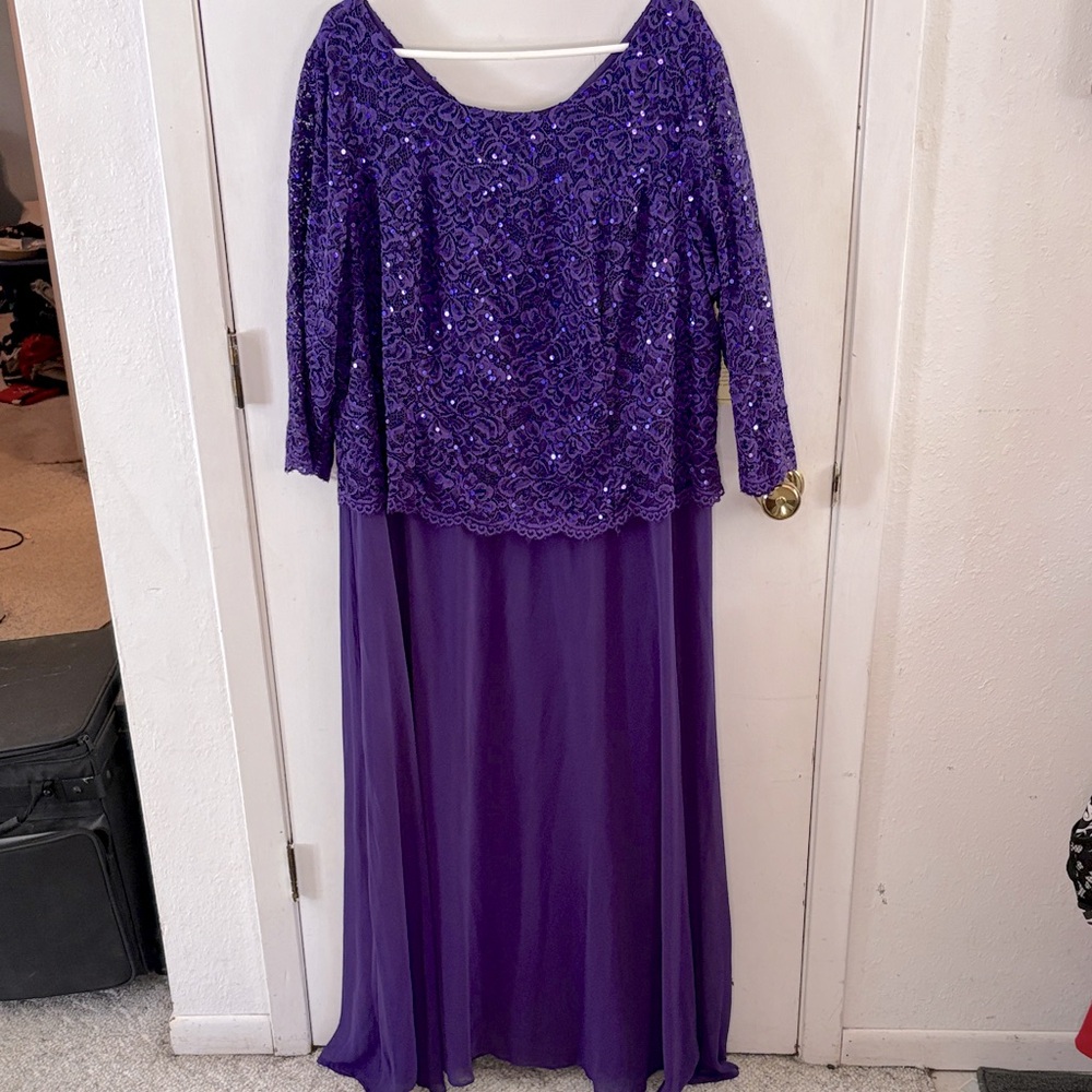 Roaman's purple lace sequin mother of the bride formal prom gown Size 24W